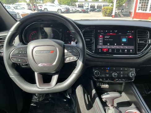Used 2024 Dodge Durango GT AWD/4WD image 9