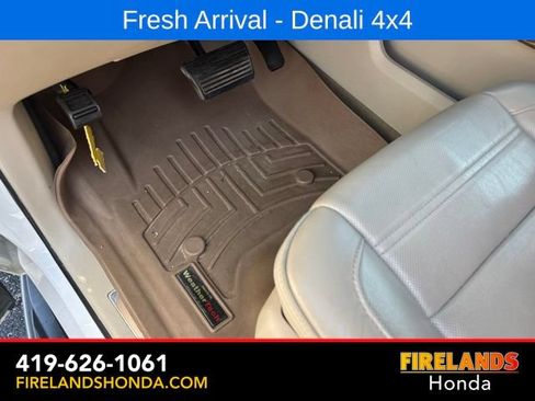Used 2015 GMC Yukon Denali w/ Open Road Package AWD/4WD image 21