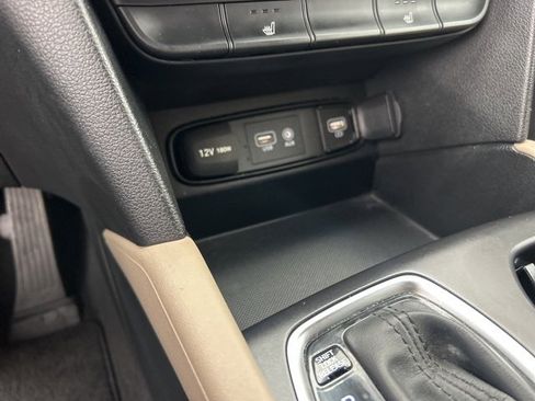 Used 2019 Hyundai Santa Fe SEL image 23