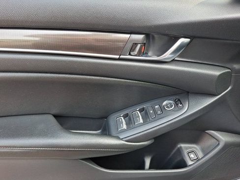 Used 2019 Honda Accord Sport image 16