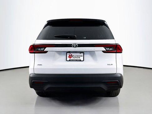 Certified 2025 Toyota Grand Highlander AWD image 6