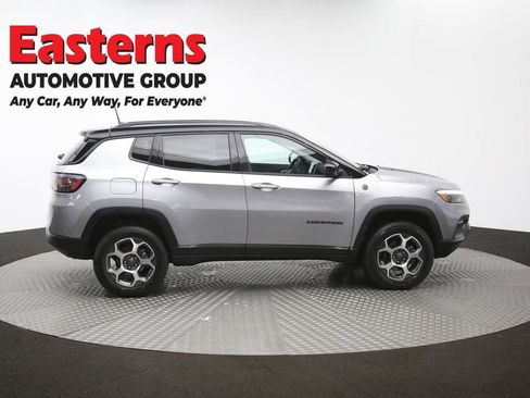 Used 2022 Jeep Compass Trailhawk w/ Trailhawk Elite Group AWD/4WD image 46