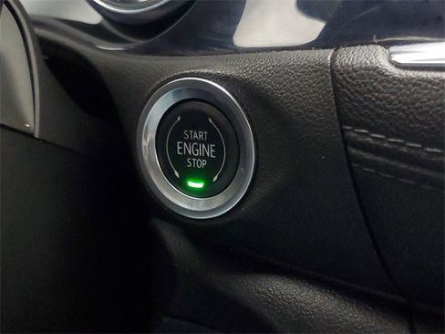 Used 2020 Buick Encore GX Preferred w/ Cold Weather Comfort Package image 21