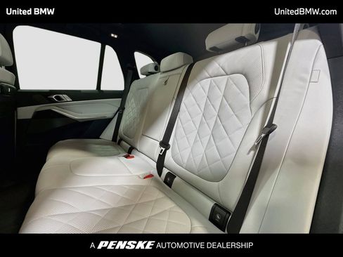Used 2025 BMW X5 xDrive40i AWD/4WD image 13