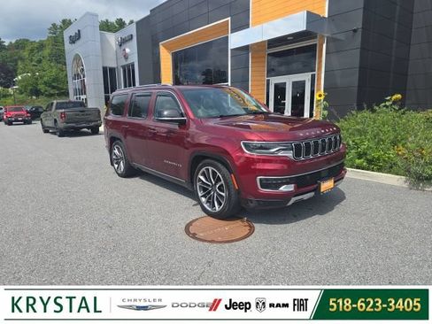 Used 2023 Jeep Wagoneer Series III w/ Premium Group I AWD/4WD image 1