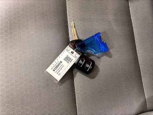 Used 2018 Hyundai Elantra SEL image 30