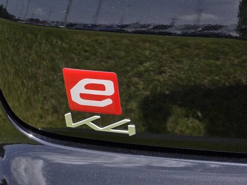 Used 2025 Kia K4 EX FWD image 42