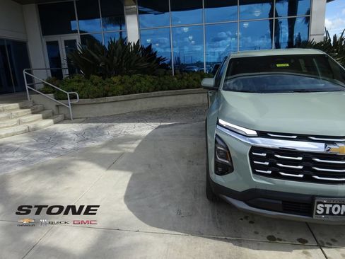 New 2026 Chevrolet Equinox LT w/ Convenience Package II image 30