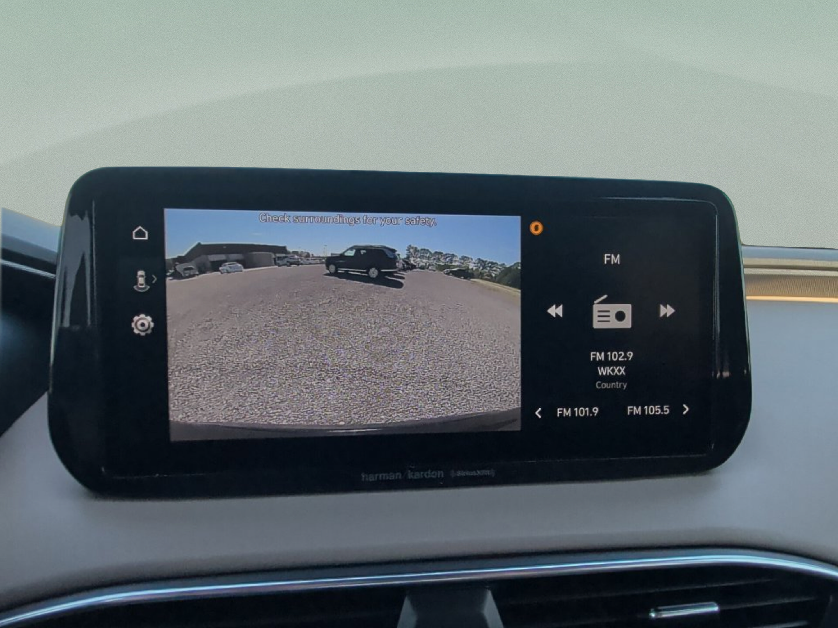 Used 2022 Hyundai Santa Fe SEL w/ Convenience + Premium Package FWD image 22