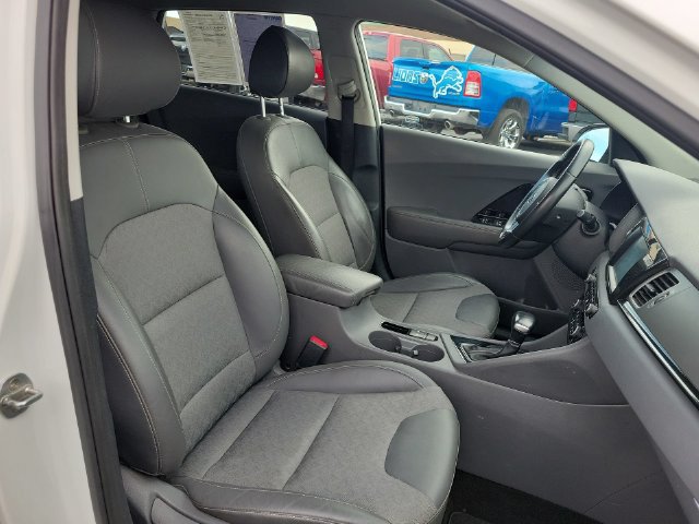 Used 2019 Kia Niro EX FWD image 31