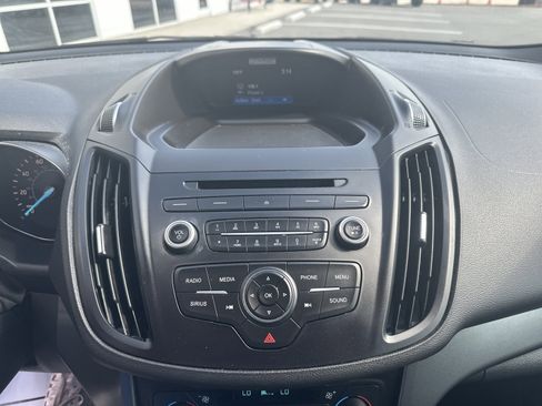 Used 2017 Ford Escape SE FWD image 14
