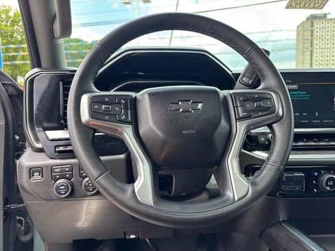 Used 2025 Chevrolet Silverado 2500 LTZ w/ Trail Boss Package AWD/4WD image 15