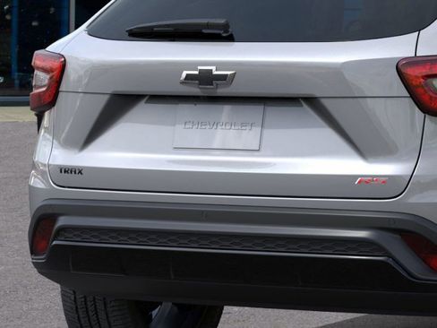 New 2026 Chevrolet Trax RS w/ Driver Confidence Package image 14