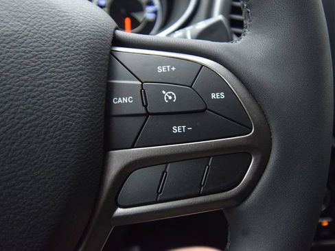 Used 2022 Jeep Cherokee Latitude Lux AWD/4WD image 33