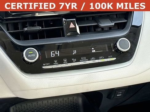 Used 2024 Toyota Corolla LE image 21