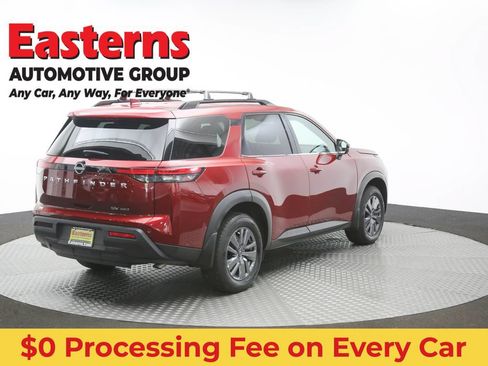 Used 2024 Nissan Pathfinder SV AWD/4WD image 42