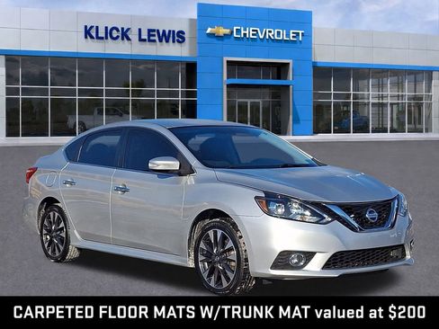 Used 2018 Nissan Sentra SR image 1