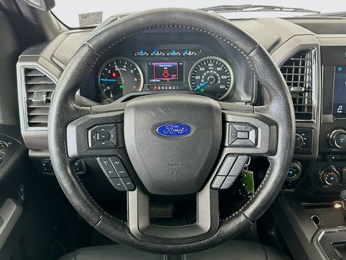 Used 2016 Ford F150 XLT w/ Equipment Group 302A Luxury AWD/4WD image 18