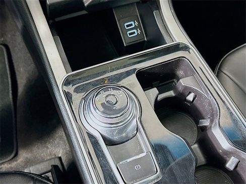 Used 2019 Ford Edge SEL w/ Equipment Group 201A image 16