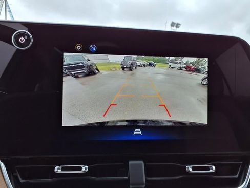 New 2025 Chevrolet Equinox ACTIV w/ Convenience Package III image 16