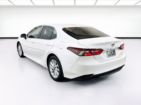 Used 2024 Toyota Camry LE w/ Convenience Package FWD image 6