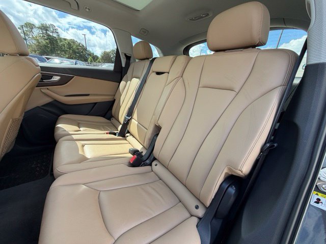 Used 2020 Audi Q7 3.0T Premium AWD/4WD image 37