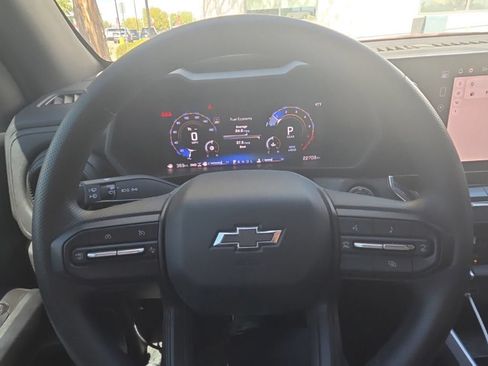 Certified 2024 Chevrolet Colorado Trail Boss w/ Advanced Trailering Package AWD/4WD image 15