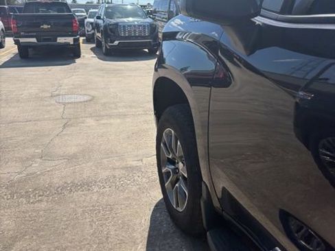 Used 2023 Chevrolet Silverado 1500 LT w/ Protection Package image 12