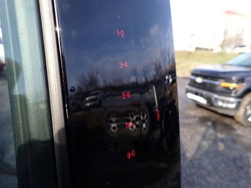 Used 2025 Ford Expedition Max Platinum image 13