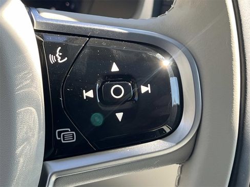 New 2026 Volvo V60 B5 Cross Country Ultra w/ Climate Package image 25
