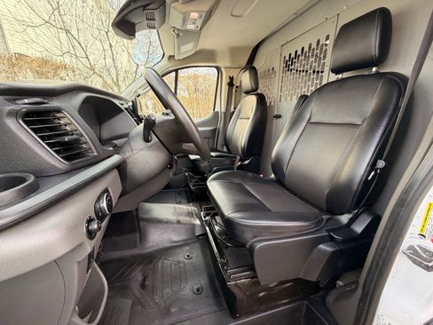 Used 2022 Ford Transit 150 Low Roof image 21