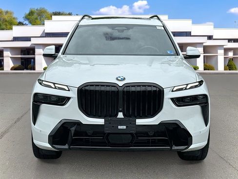 Used 2026 BMW X7 xDrive40i AWD/4WD image 2