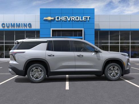 New 2026 Chevrolet Traverse LT FWD image 5