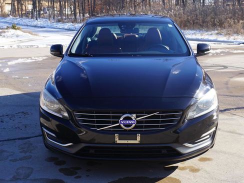 Used 2014 Volvo S60 T5 image 9