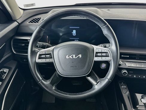 Used 2025 Kia Telluride S AWD/4WD image 18