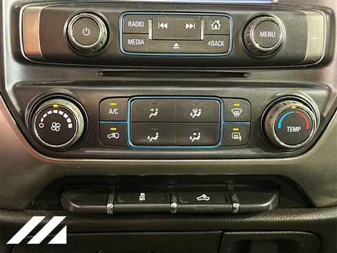 Used 2019 Chevrolet Silverado 1500 LT image 17