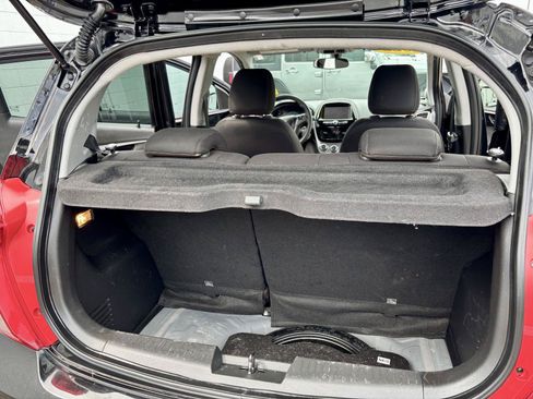 Used 2022 Chevrolet Spark LT FWD image 11