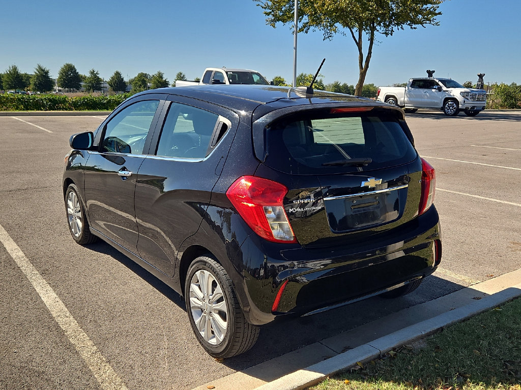 Used 2017 Chevrolet Spark LT w/ Driver Confidence Package FWD image 2