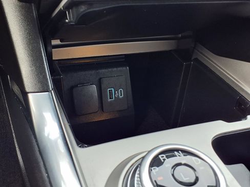 Certified 2022 Ford Explorer XLT w/ Equipment Group 202A image 16