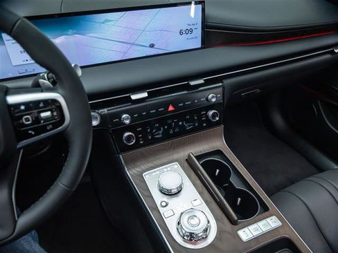 New 2026 Genesis G80 2.5T Advanced image 24