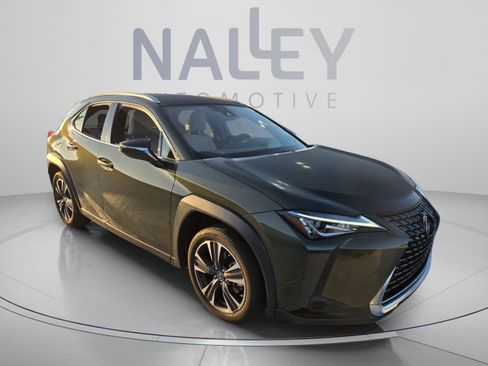 Used 2019 Lexus UX 200 w/ Accessory Package 2 FWD image 6