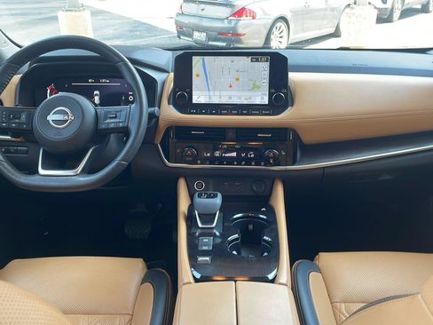 Used 2022 Nissan Rogue Platinum w/ Head-Up Display Package FWD image 5