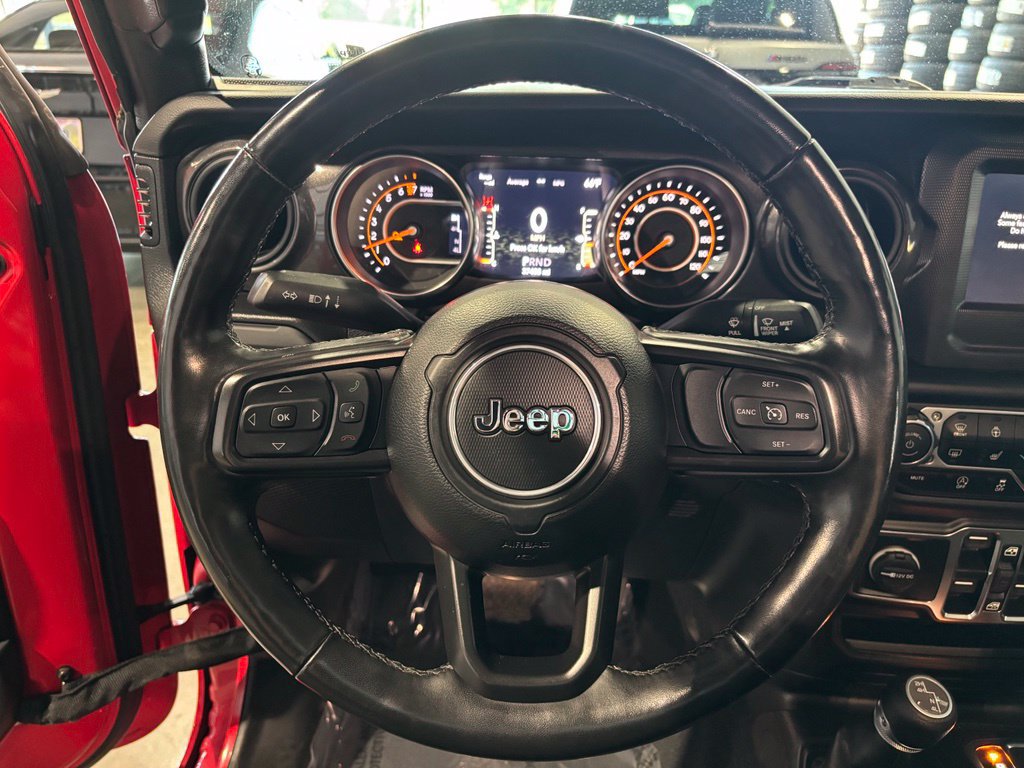 Used 2022 Jeep Gladiator Sport AWD/4WD image 12