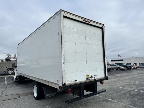 Used 2023 Ford F650 2WD Regular Cab Super Duty image 3