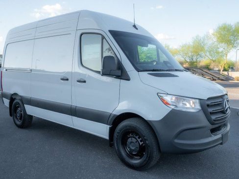 New 2025 Mercedes-Benz Sprinter 2500 image 3