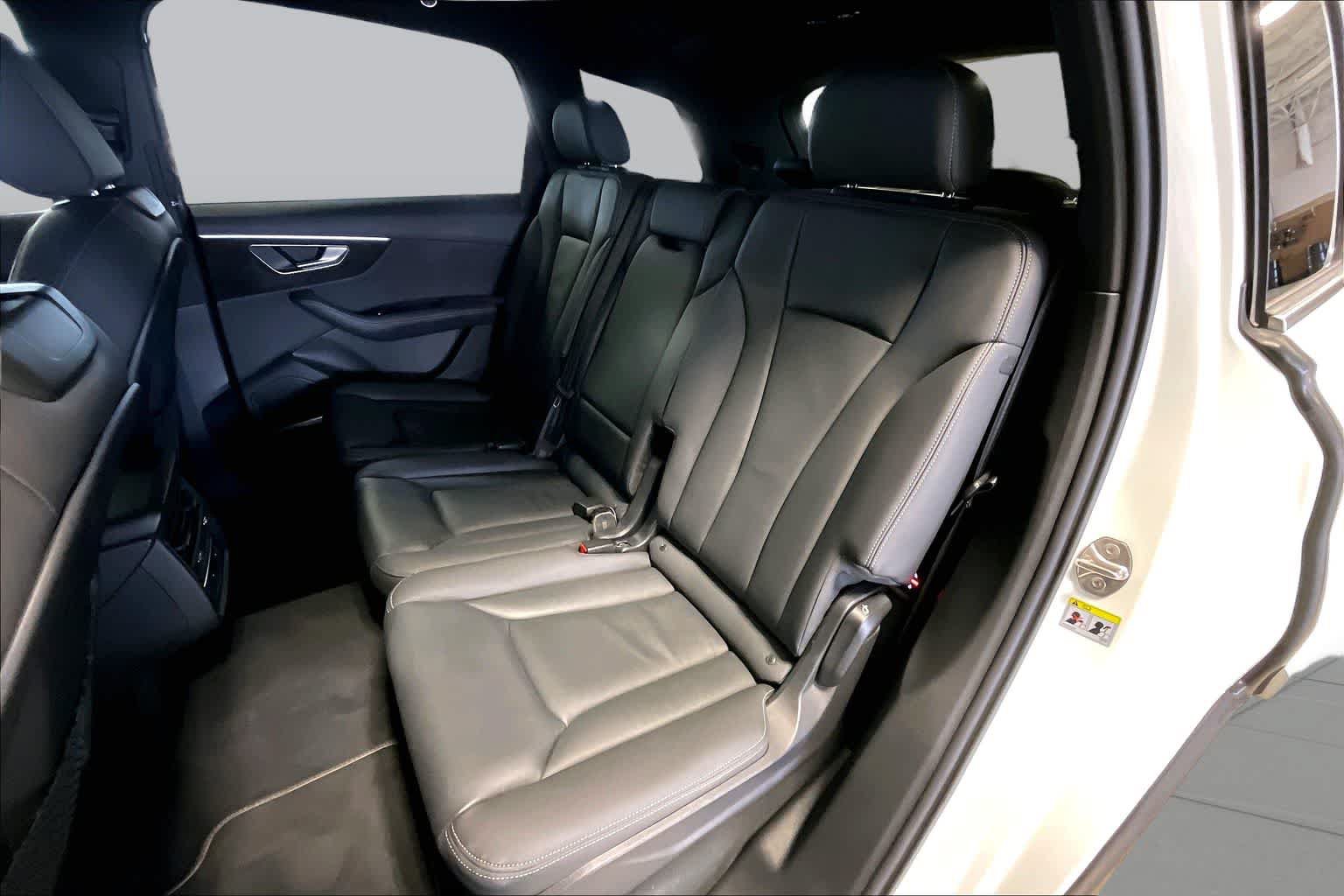 Used 2025 Audi Q7 3.0T Premium Plus AWD/4WD image 20