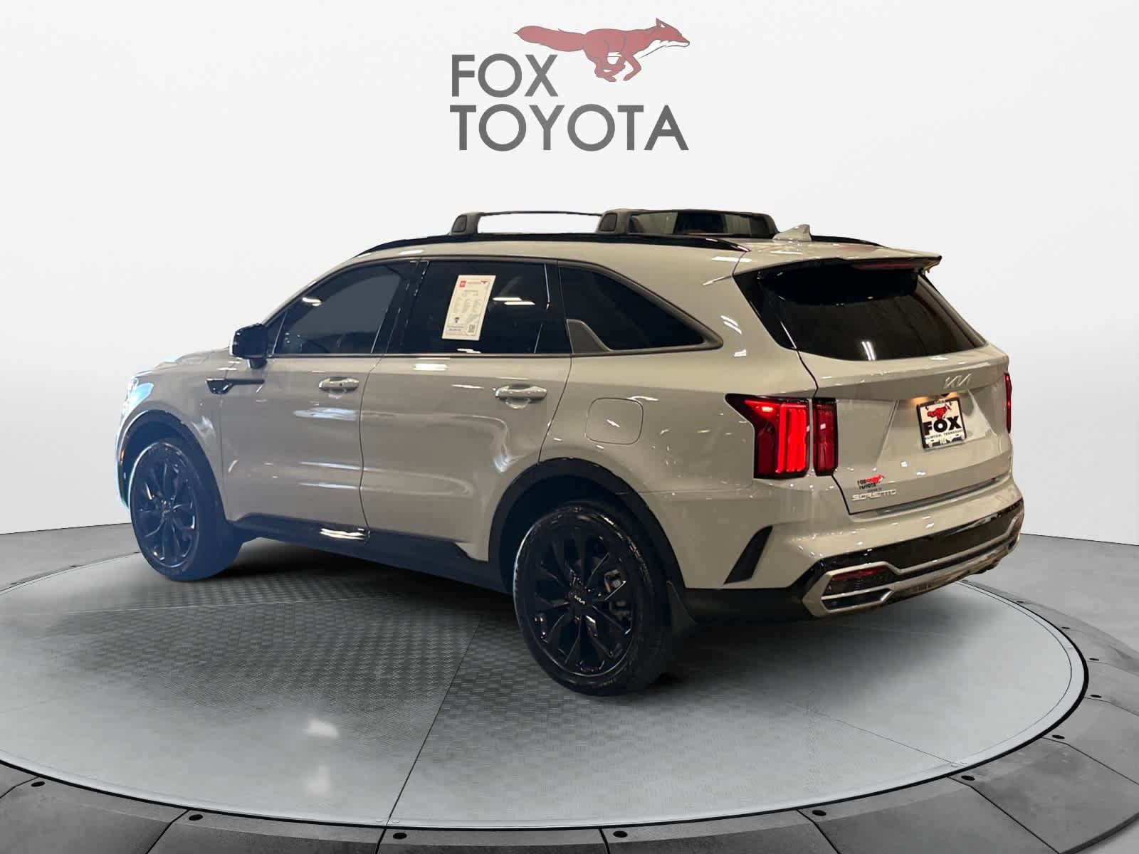 Used 2023 Kia Sorento SX AWD/4WD image 4