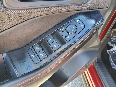 Certified 2023 Nissan Rogue SV image 16