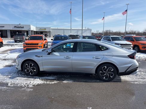 Used 2024 Hyundai Sonata SEL image 6