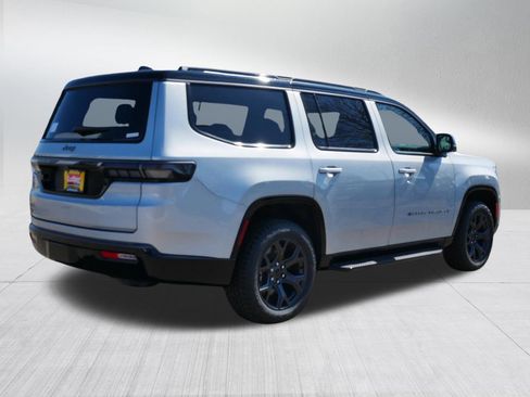 New 2026 Jeep Grand Wagoneer 4WD image 7